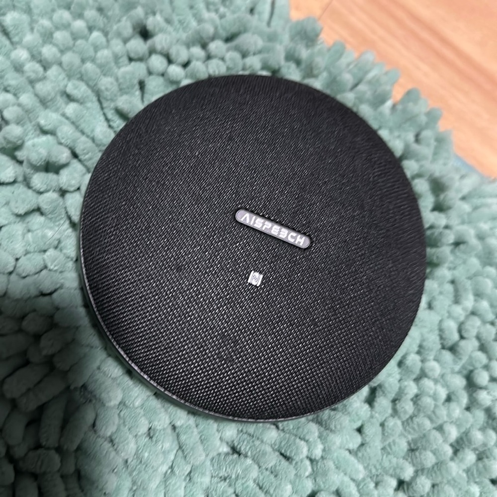 Conference speaker, bluetooth